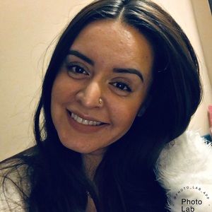 Meet your Posher, Paola